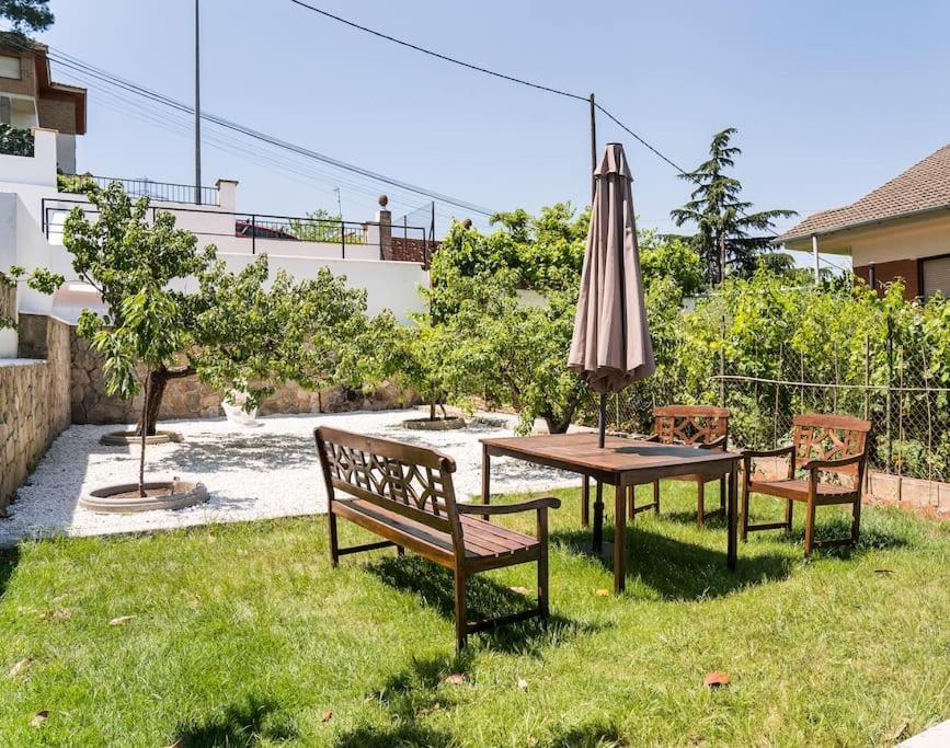 20 Min From Bcn- Charming House W/ Pool & Bbq Area Villa Cervello Exterior photo